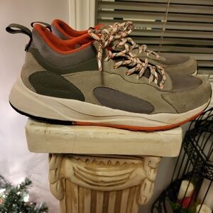 Columbia Waterproof Hiking Shoes in Gray and Pink